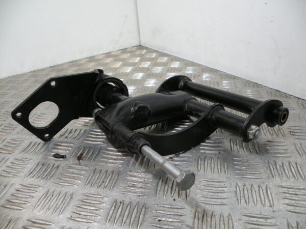 Support moteur PIAGGIO ZIP 50 4t -2019-