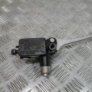 Maître cylindre de frein avant droit HONDA 50 VISION NSC 4t -2013-