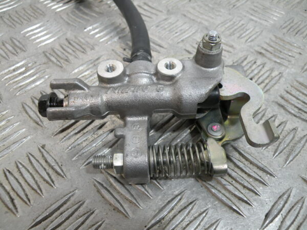 Maître cylindre de frein arrière HONDA 50 VISION NSC 4t -2013-