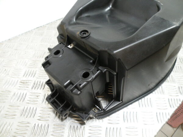 Coffre sous selle YAMAHA XC 115 D’ELIGHT 4t -2014-
