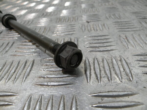Axe de roue avant SYM 125 FIDDLE 2 4t -2013-