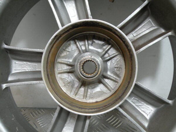 Roue arrière SYM 50 FIDDLE 3 4t -2015-