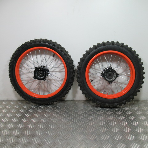 Roues avant et arrière ORION PIT BIKE 125 – 2024 –
