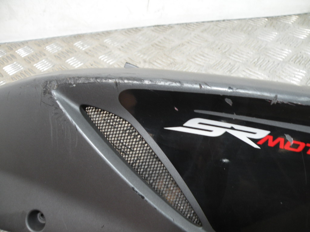 Carénage coque arrière droit APRILIA SR 50 2t -2017-