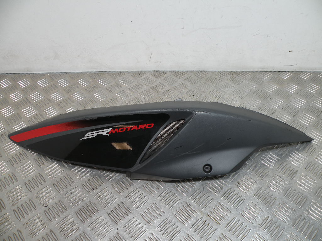 Carénage coque arrière gauche APRILIA SR 50 2t -2017-
