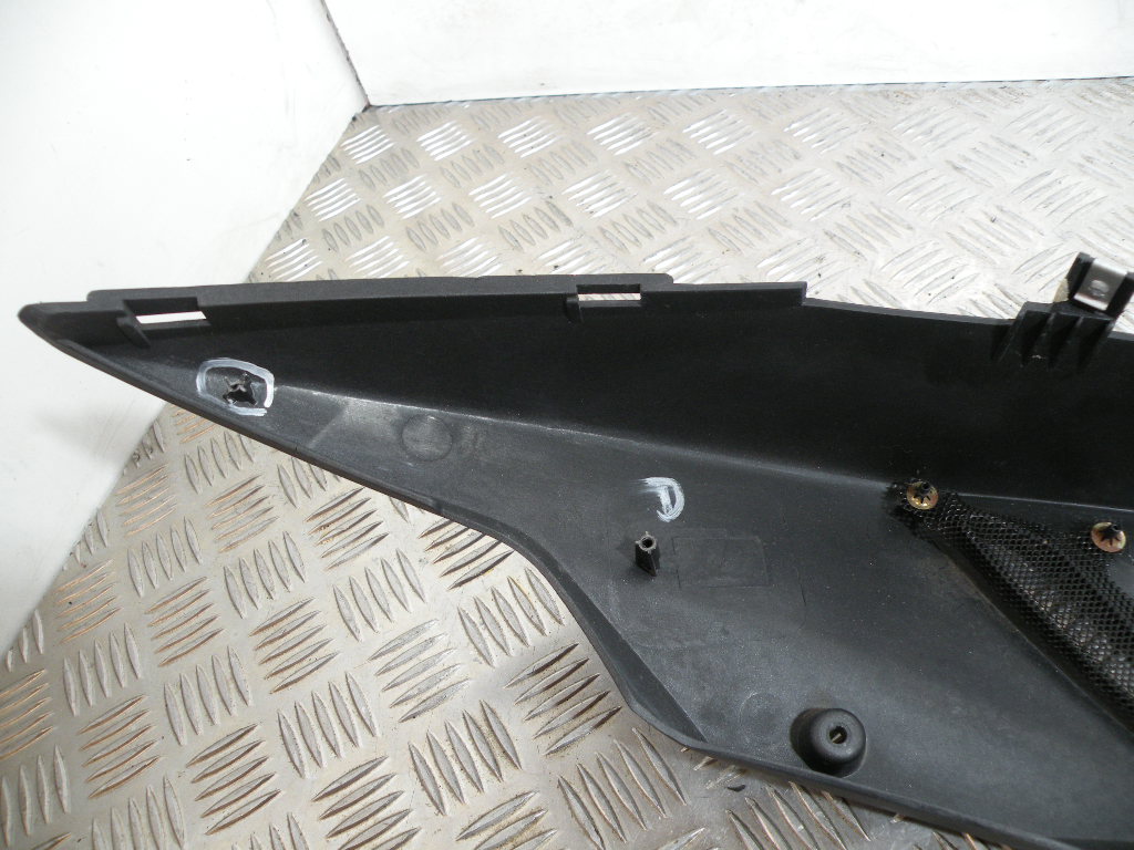 Carénage coque arrière gauche APRILIA SR 50 2t -2017-