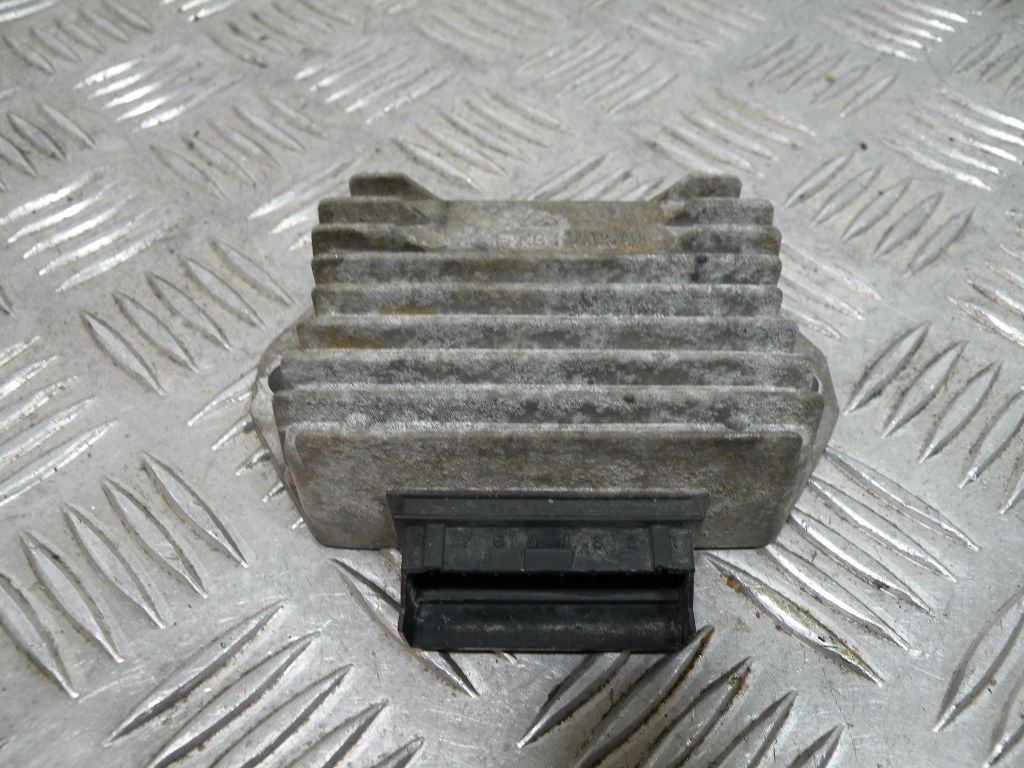 Régulateur de tension APRILIA SR 50 2t -2017-