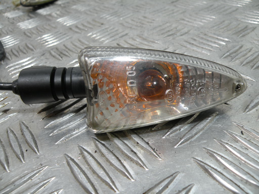 Clignotant arrière APRILIA SR 50 2t -2017-