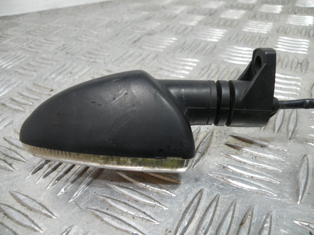 Clignotant arrière APRILIA SR 50 2t -2017-