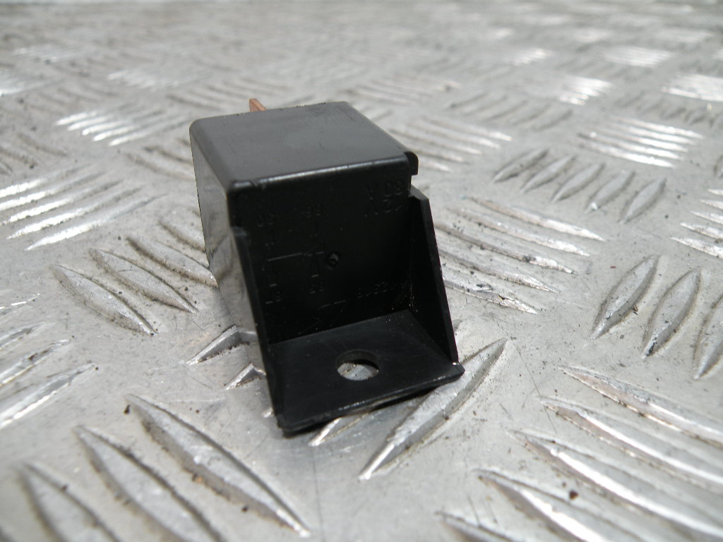 Relais électrique APRILIA SR 50 2t -2017-