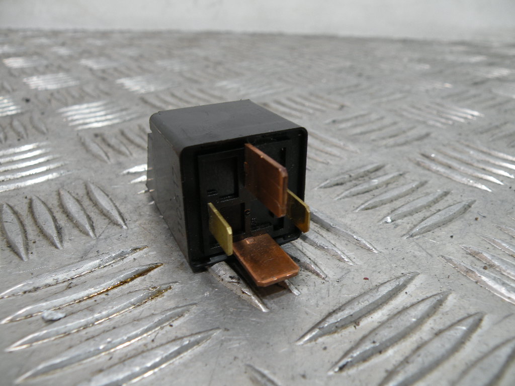 Relais électrique APRILIA SR 50 2t -2017-