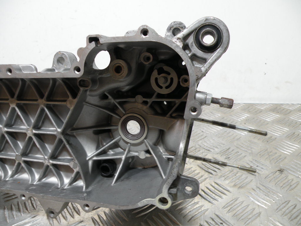 Carter moteur APRILIA SR 50 2t -2017-