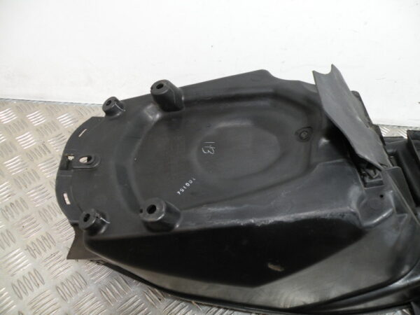 Coffre sous selle HONDA 125 PCX 4t -2011-