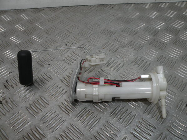 Pompe à essence HONDA 125 PCX 4t -2011-