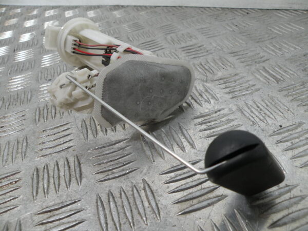 Pompe à essence HONDA 125 PCX 4t -2011-