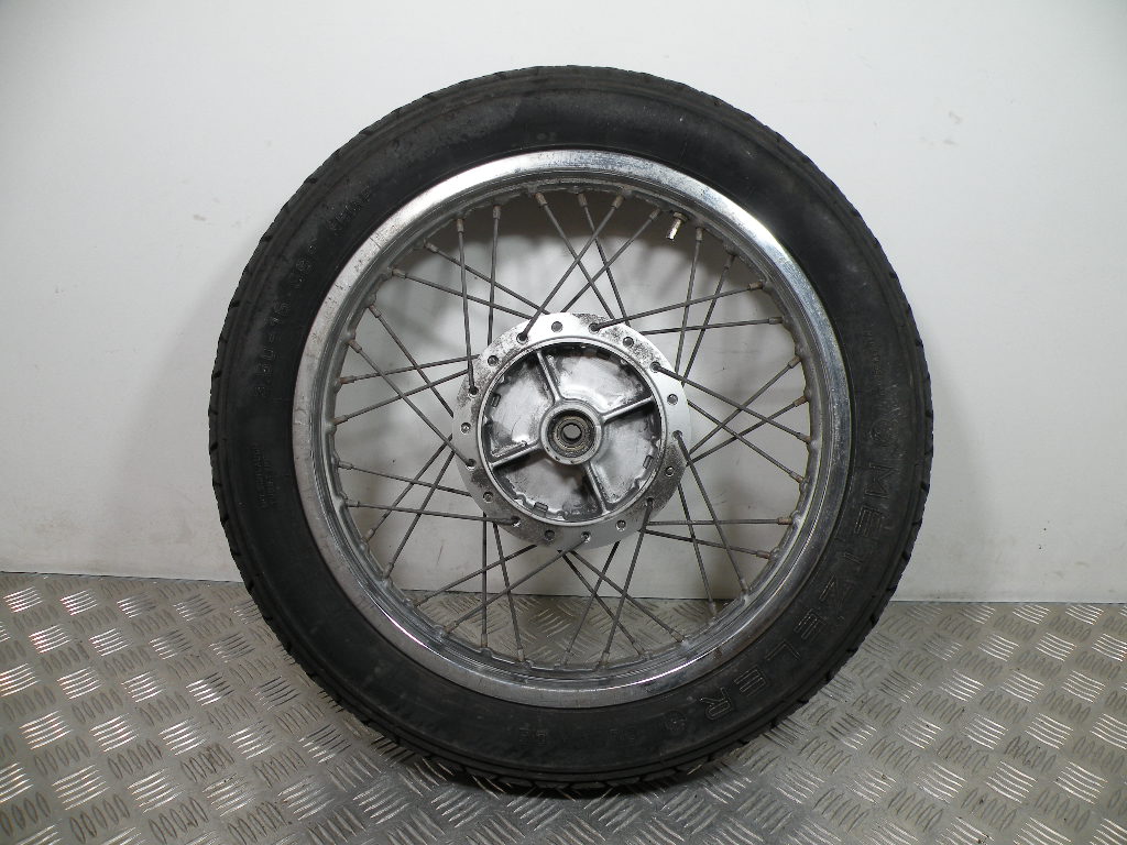 Roue arrière SUZUKI 125 GN 4t -1998-