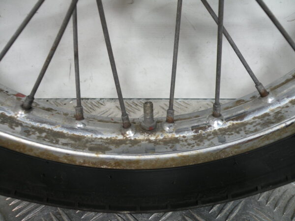 Roue avant SUZUKI 125 GN 4t -1998-