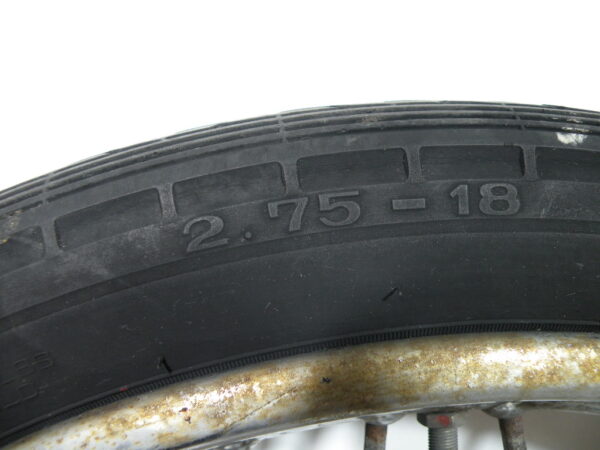 Roue avant SUZUKI 125 GN 4t -1998-