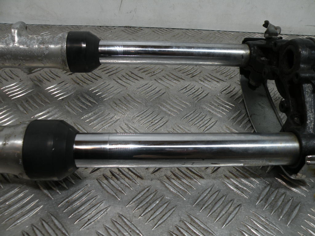 Fourche SUZUKI 125 GN 4t -1998-