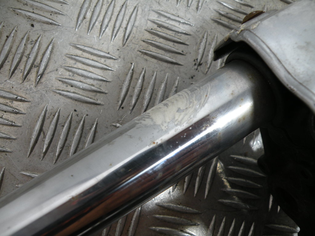 Fourche SUZUKI 125 GN 4t -1998-