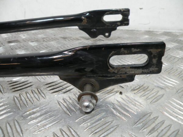 Bras oscillant SUZUKI 125 GN 4t -1998-