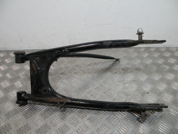 Bras oscillant SUZUKI 125 GN 4t -1998-