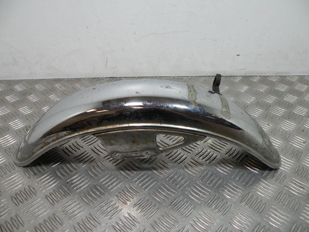 Garde boue avant SUZUKI 125 GN 4t -1998-