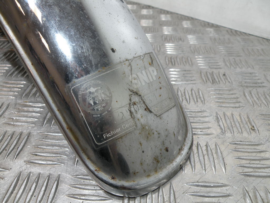 Garde boue avant SUZUKI 125 GN 4t -1998-