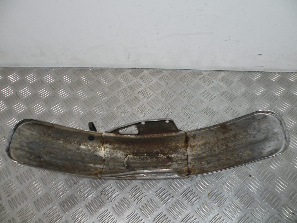 Garde boue avant SUZUKI 125 GN 4t -1998-