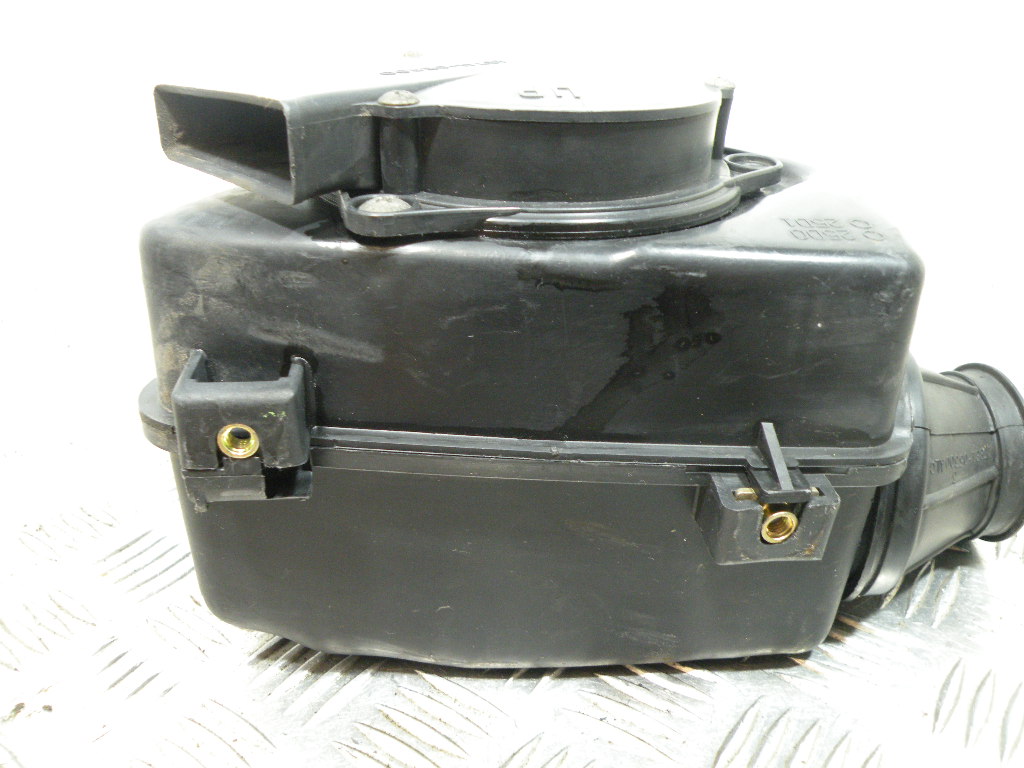 Boîte à air SUZUKI 125 GN 4t -1998-