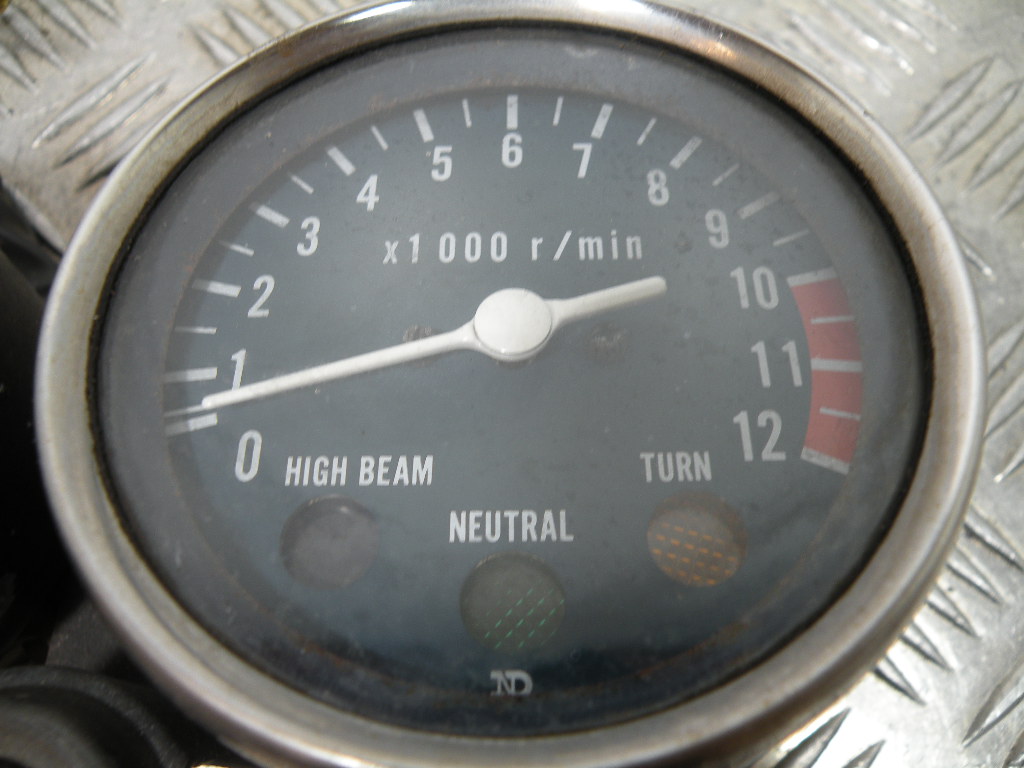 Compteur SUZUKI 125 GN 4t -1998-