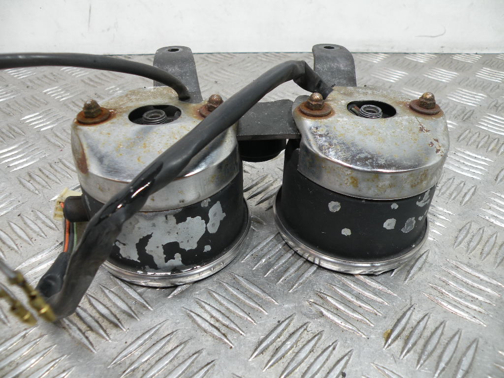 Compteur SUZUKI 125 GN 4t -1998-