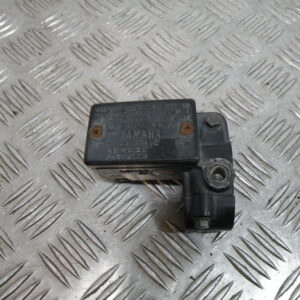 Maître cylindre de frein avant SUZUKI 125 GN 4t -1998-
