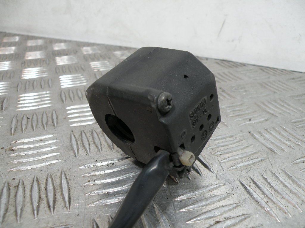 Commodo gauche SUZUKI 125 GN 4t -1998-