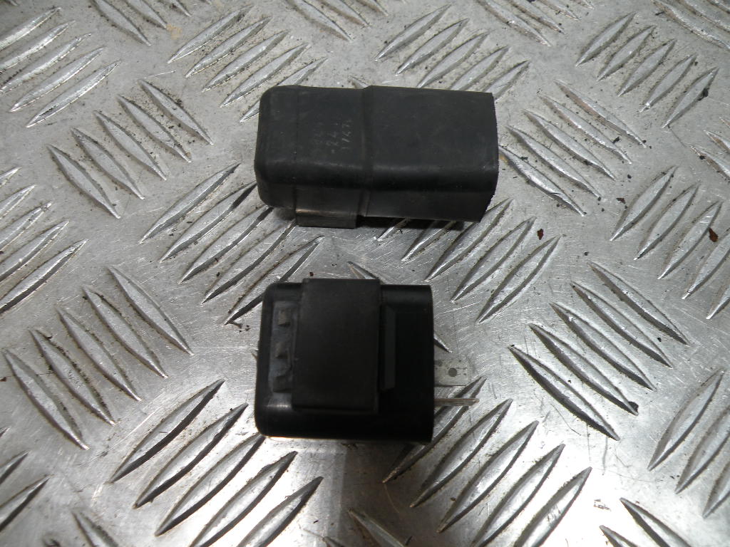 Relais SUZUKI 125 GN 4t -1998-