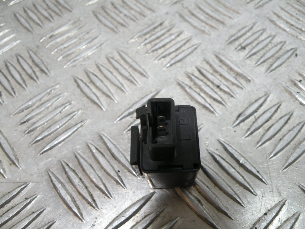 Centrale clignotant YAMAHA 125 DTR 2T -2003-