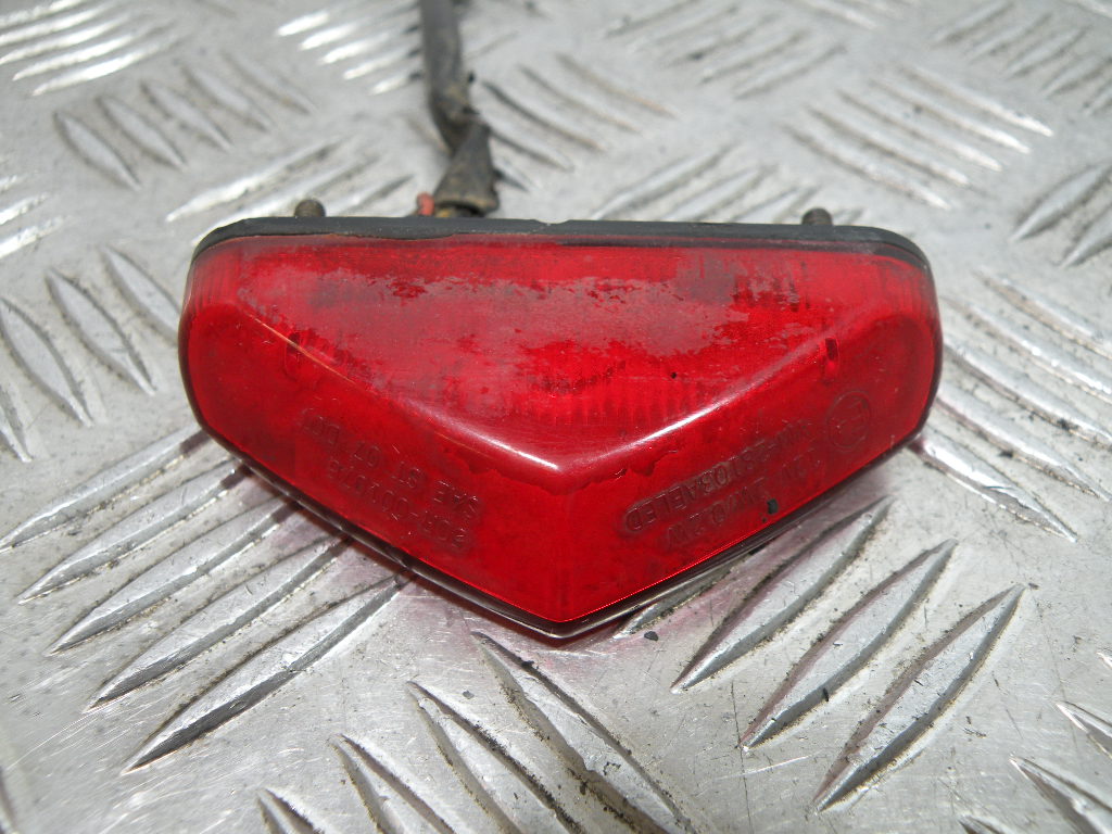 Feu arrière YAMAHA 125 DTR 2T -2003-