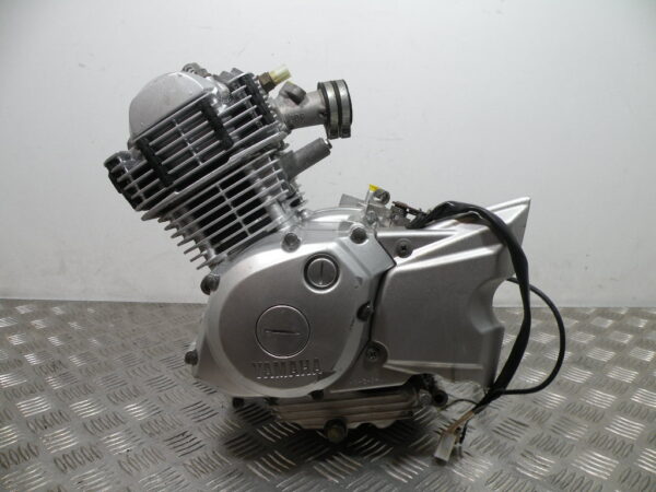 Moteur YAMAHA 125 YBR 4t -2010- (E399E)(14 287 km)