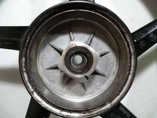 Roue arrière YAMAHA 125 YBR 4t -2010-