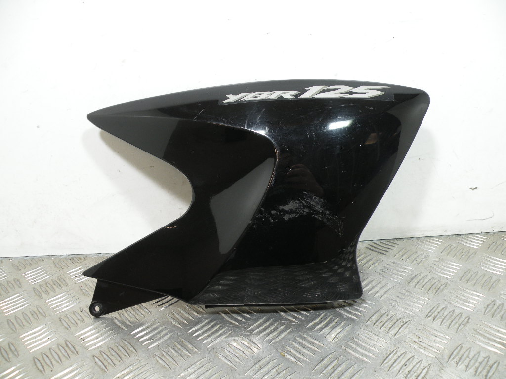 Carénage de réservoir droit YAMAHA 125 YBR 4t -2010-