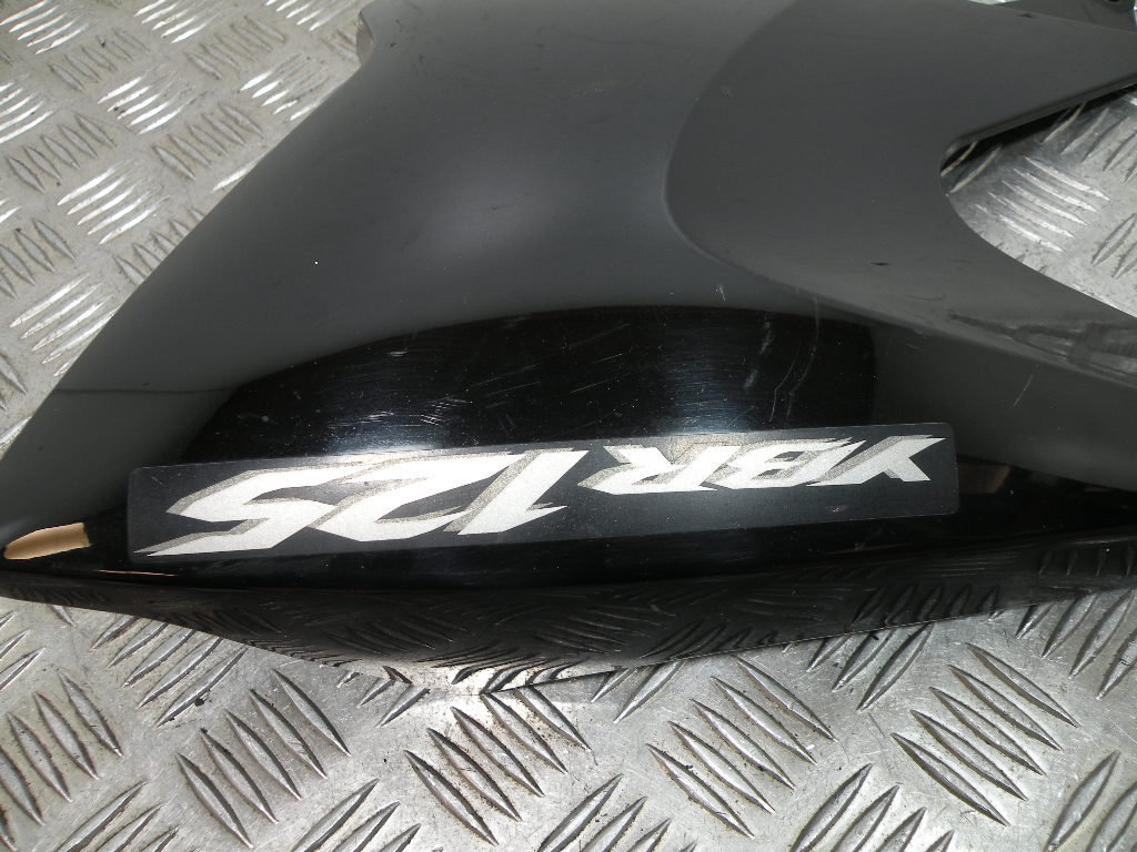 Carénage de réservoir droit YAMAHA 125 YBR 4t -2010-