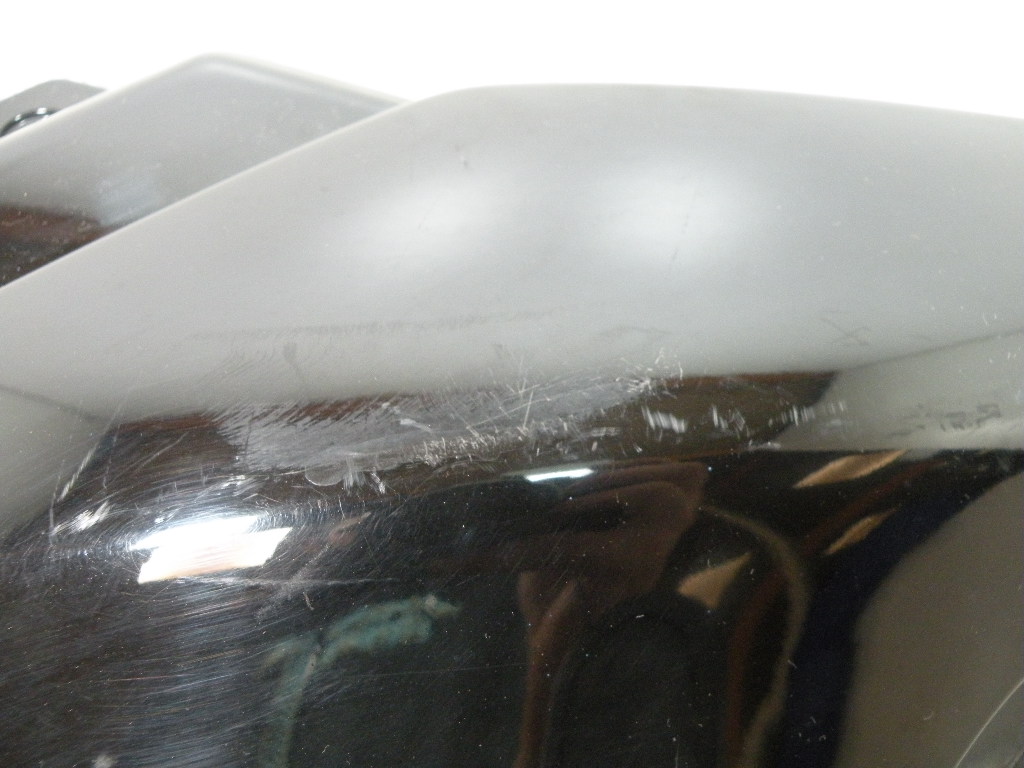 Carénage de réservoir droit YAMAHA 125 YBR 4t -2010-