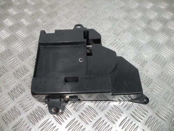 Support batterie YAMAHA 125 YBR 4t -2010-