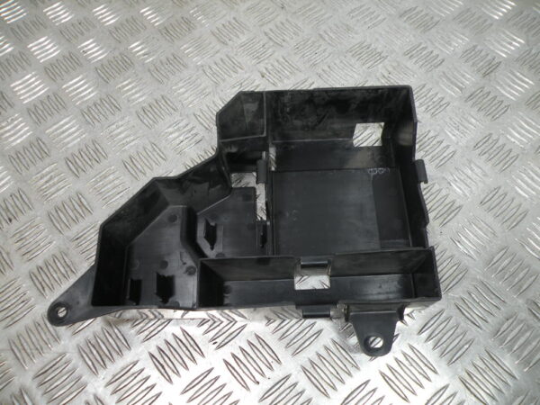 Support batterie YAMAHA 125 YBR 4t -2010-