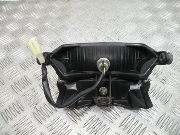 Feu arrière YAMAHA 125 YBR 4t -2010-