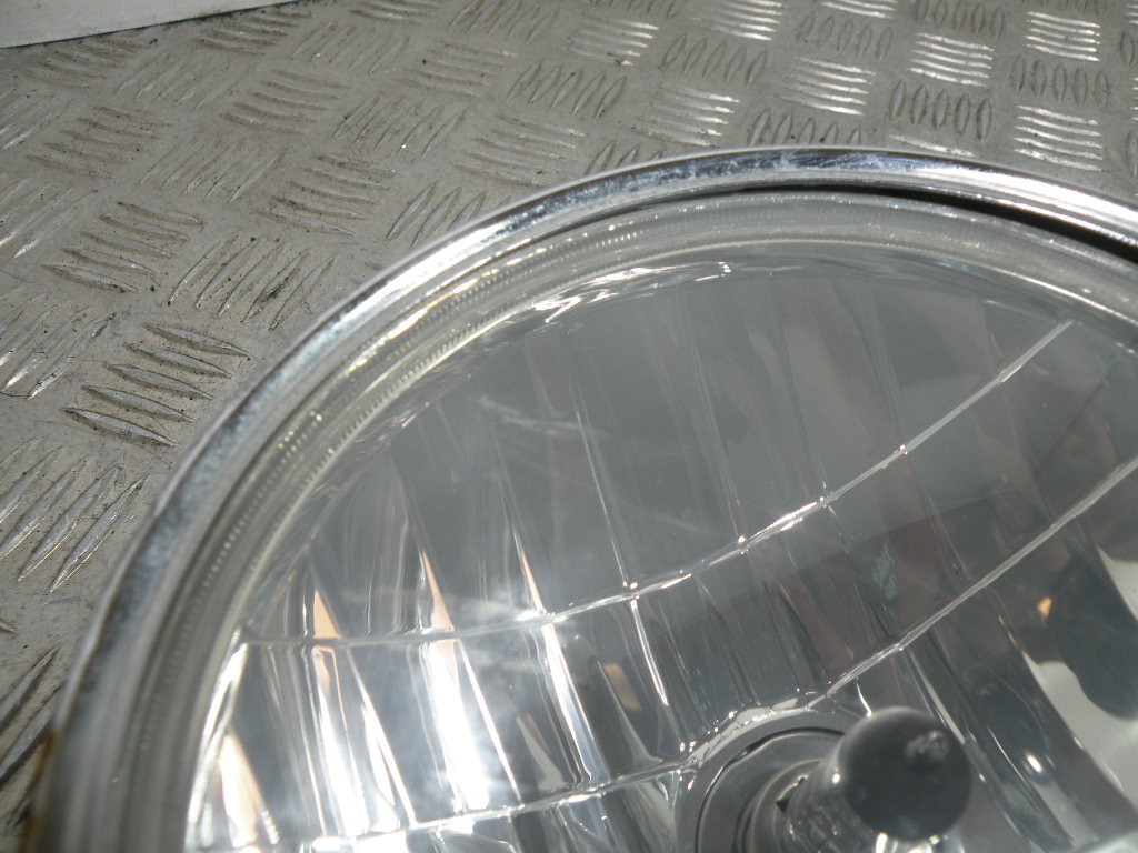 Optique / Phare avant YAMAHA 125 YBR 4t -2010-