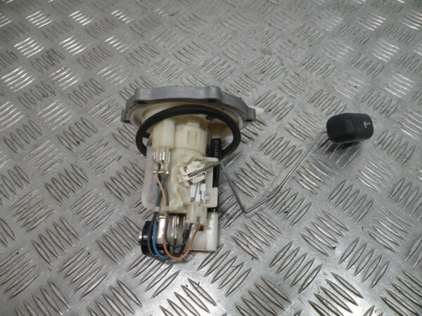 Pompe à essence YAMAHA 125 YBR 4t -2010-