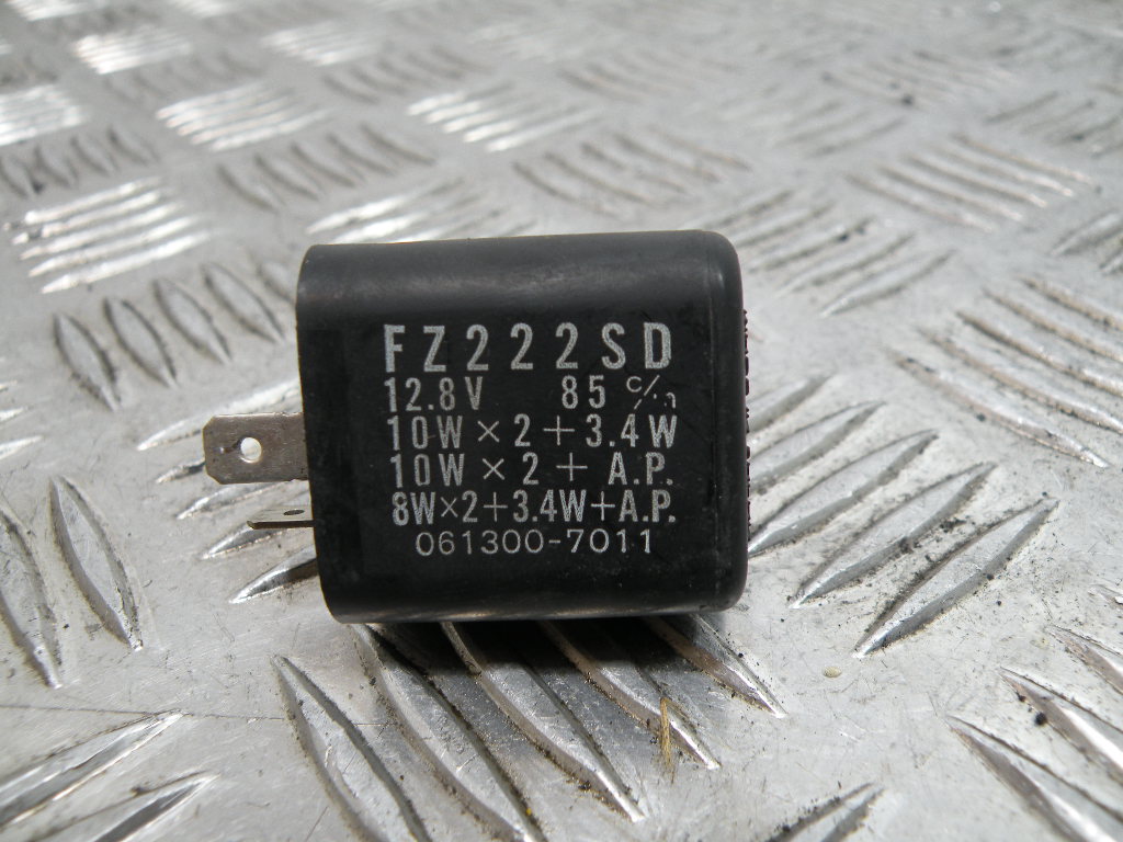 Centrale clignotant YAMAHA 125 YBR 4t -2010-