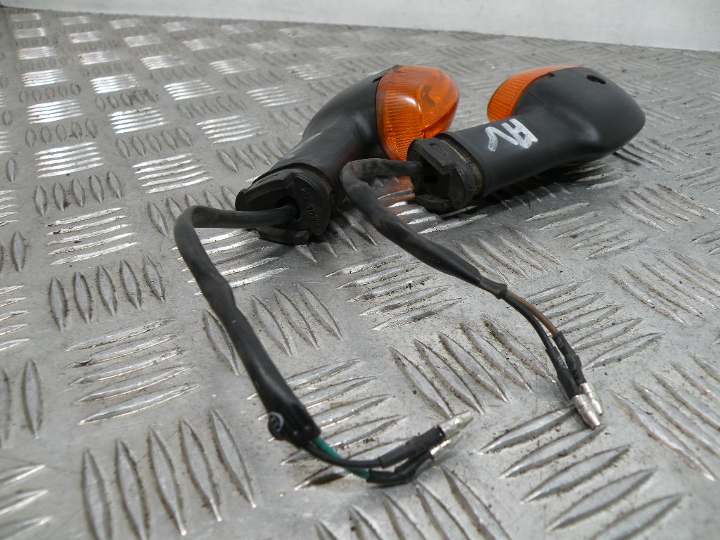 Clignotants avant YAMAHA 125 YBR 4t -2010-