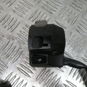 Commodo gauche YAMAHA 125 YBR 4t -2010-